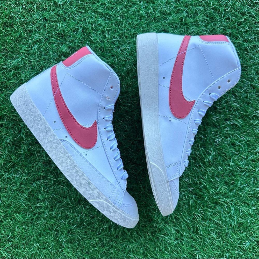 Nike Blazer Mid ‘77 NN White / Adobe Red Stardust - Sail - Picture 4 of 9